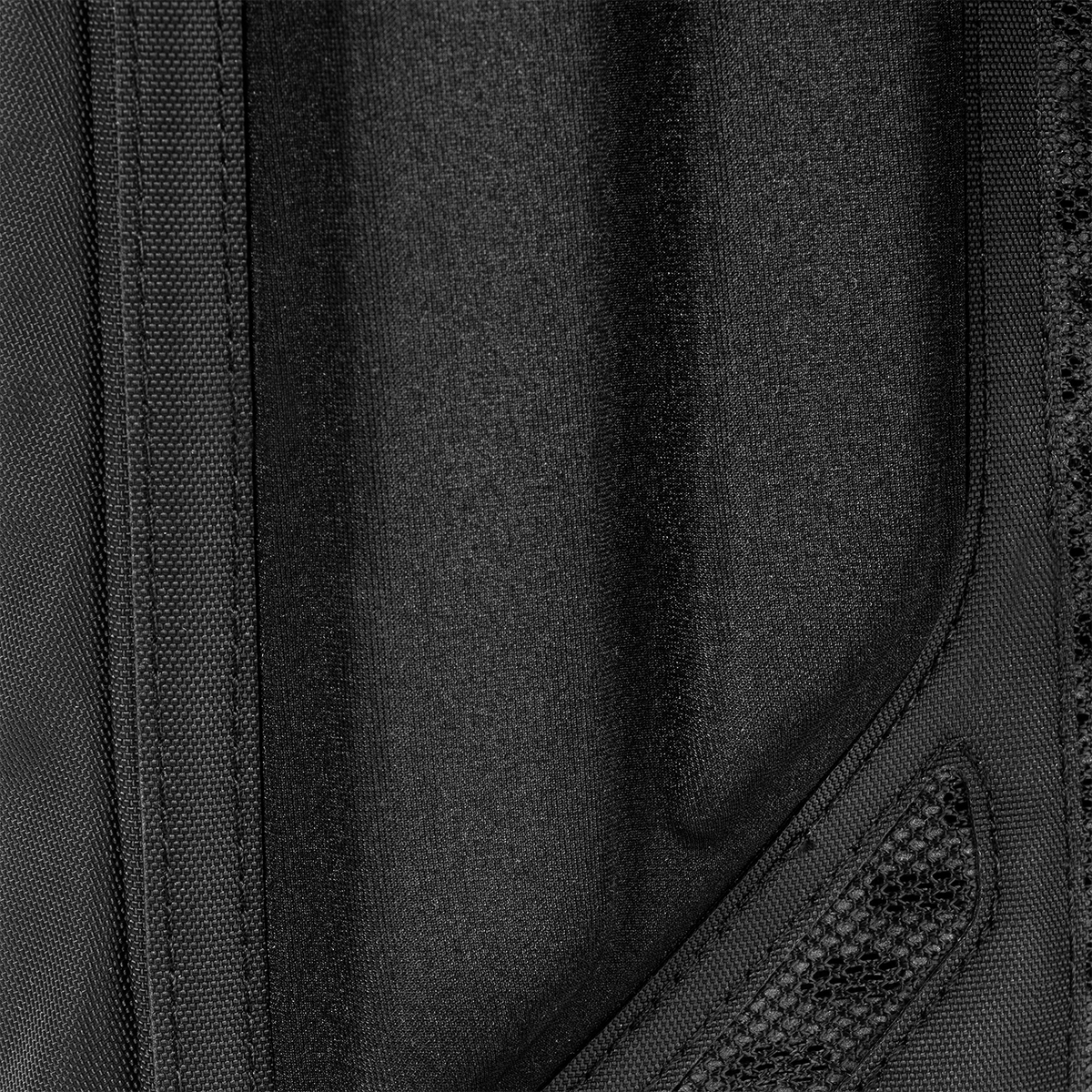 paragon-hydration-pack-s3 Paragon_Black_Texture.png